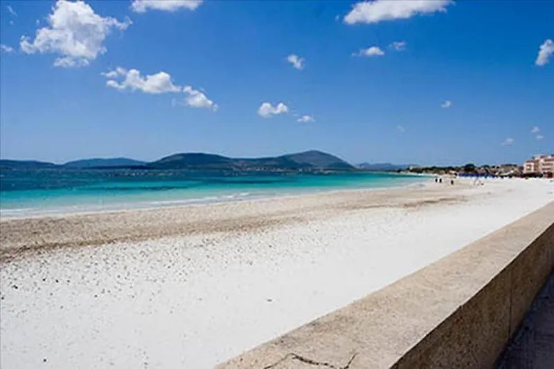 Appartamento a pochi passi dalla spiaggia Alghero Italia
